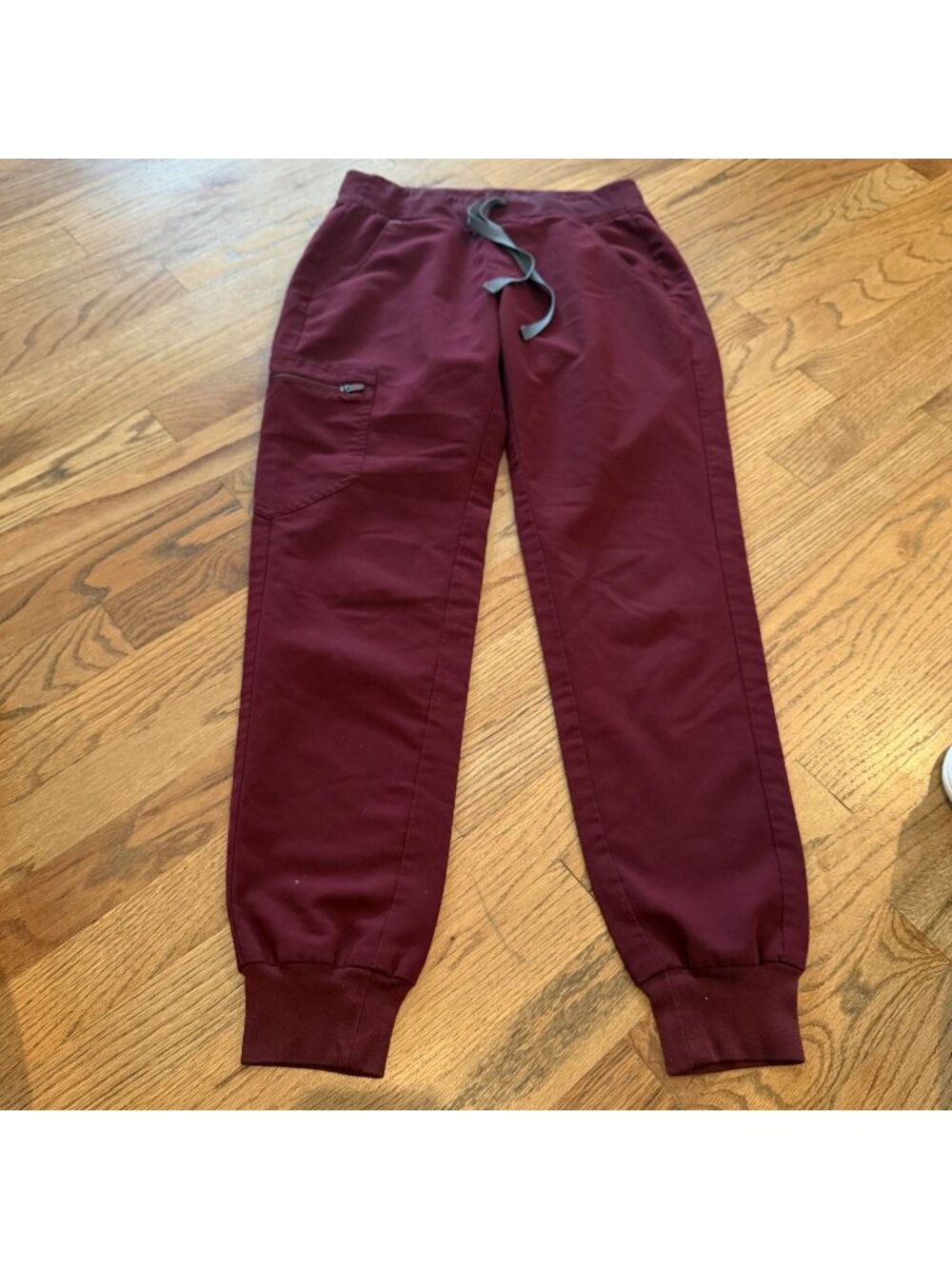 FIGS WOMENS JOGGER SCRUB PANTS XS PO 1645 BURGUNDY RED